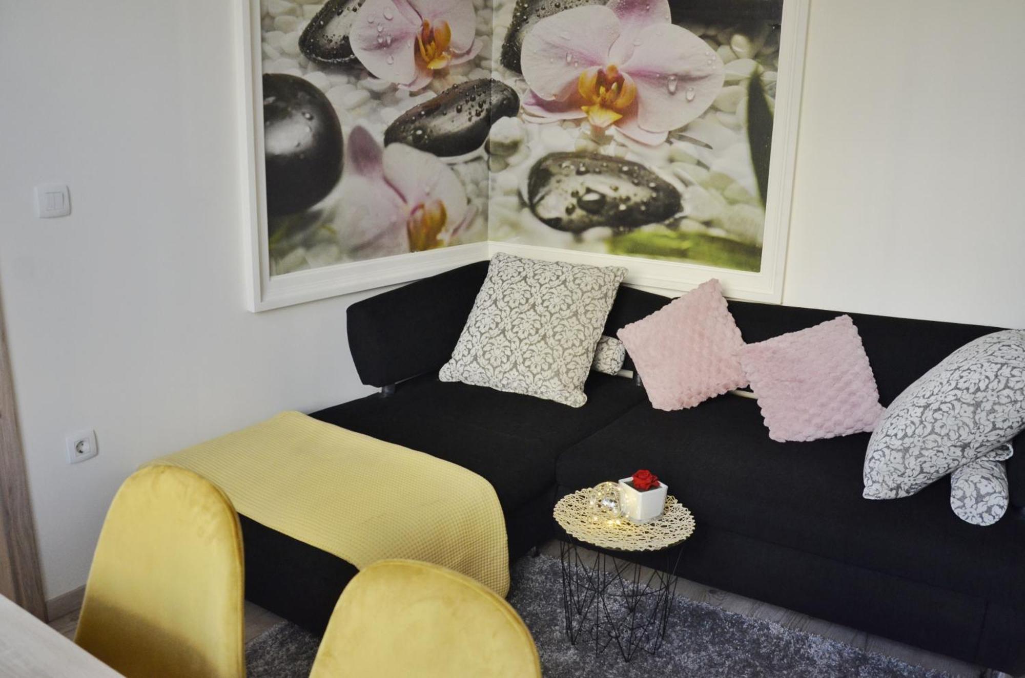 Apartma Rubis Apartment *